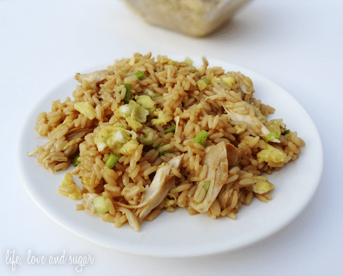 image of chicken fried rice on plate