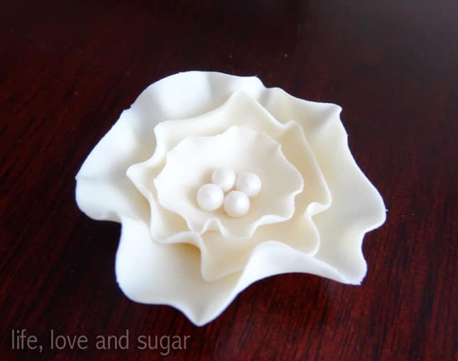 image of ruffled fondant flower