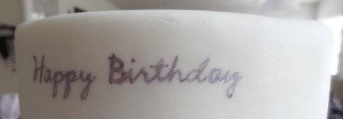 tutorial for writing painting text on fondant cake