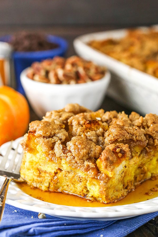 Overnight Pumpkin Spice French Toast Casserole - Tasty Breakfast Idea