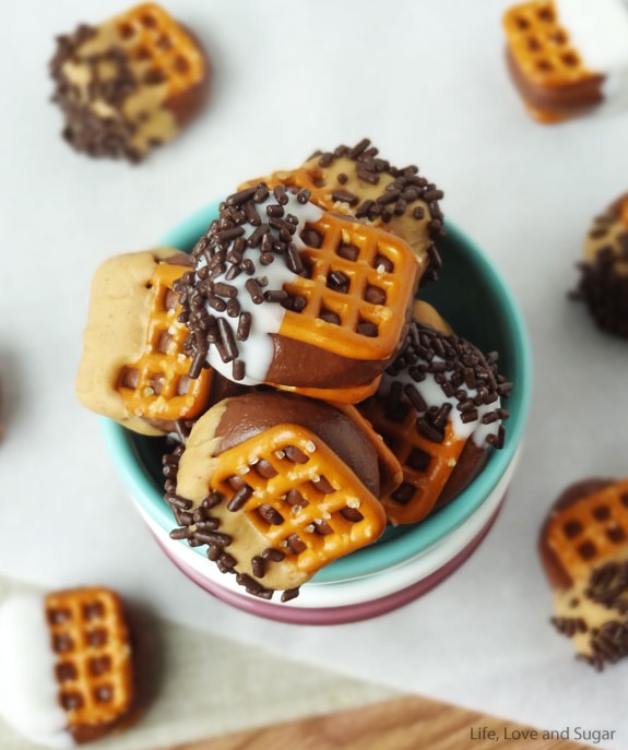 Chocolate Covered Nutella Pretzel Bites