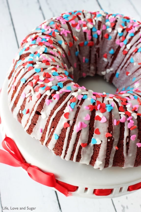 Red Velvet Cheesecake Bundt Cake