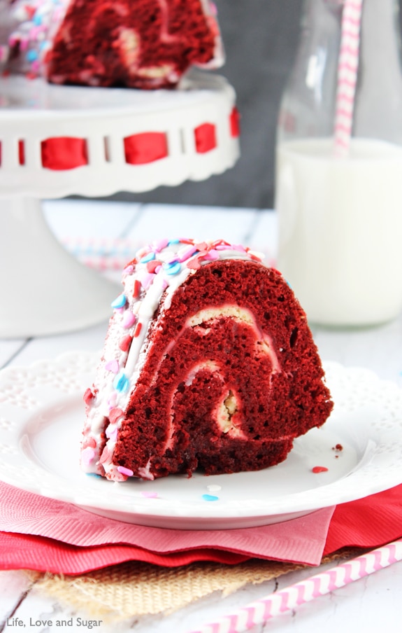 Red Velvet Cheesecake Bundt Cake