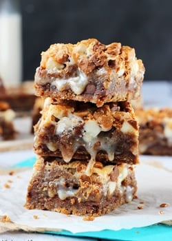 Oatmeal Cream Pie Gooey Bars, Stacked on wax paper