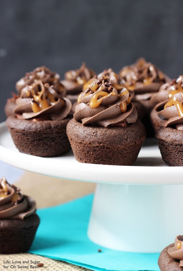 Snickers Chocolate Cookie Cups