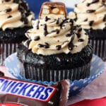 Snickers Cupcakes with Snickers bar