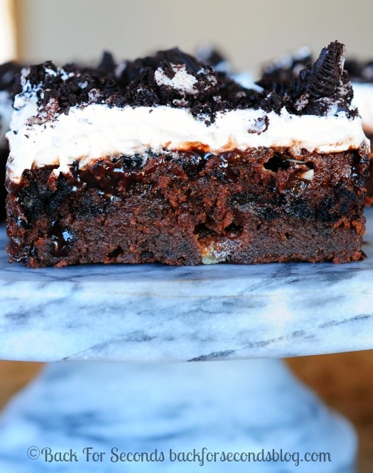 Chocolate-Cookies-and-Cream-Cake