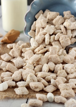 Fluffernutter Puppy Chow
