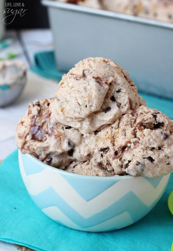 Oatmeal Chocolate Chip Cookie Ice Cream in a blue and white bowl