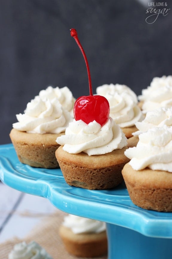 Root Beer Float Cookie Cups