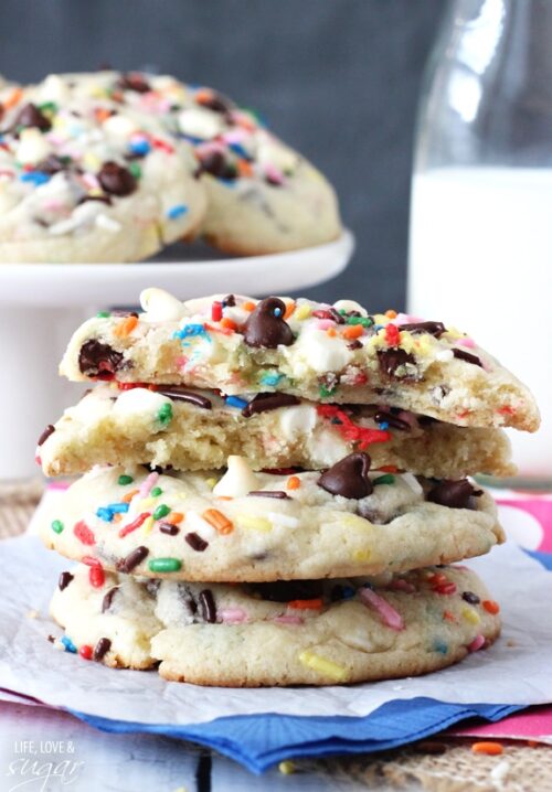 Funfetti Cake Batter Chocolate Chip Cookies | Easy Cake Mix Cookies