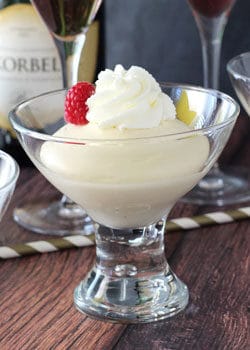 Champagne Mousse with Chambord