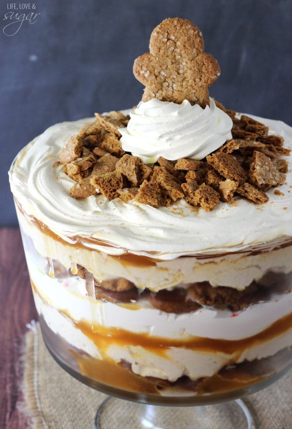Gingerbread Cheesecake Trifle - layers of gingerbread, no bake gingerbread cheesecake, caramel and whipped cream!