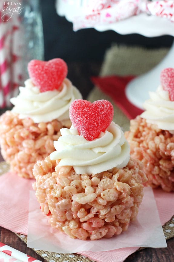 A close up of a Valentines Day Rice Krispie Treat dessert