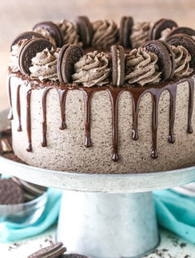 side view of Chocolate Oreo Cake