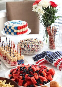 A table with patriotic food and napkins