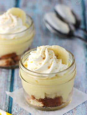 Banana Cream Pudding in a Jar close up