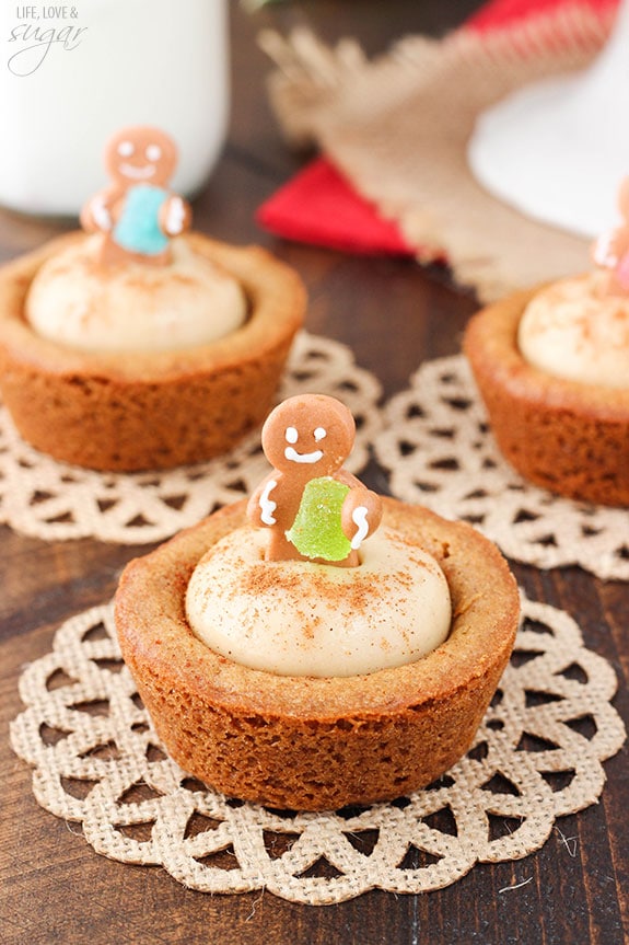 Gingerbread Cheesecake Cookie Cups closeup