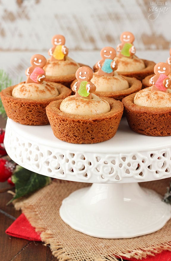 Gingerbread Cheesecake Cookie Cups