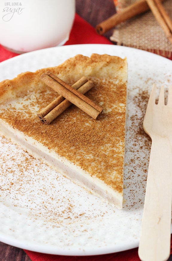 Milk Tart - a traditional South African dessert! Also called Melktert! With flavors of vanilla and cinnamon - so good!