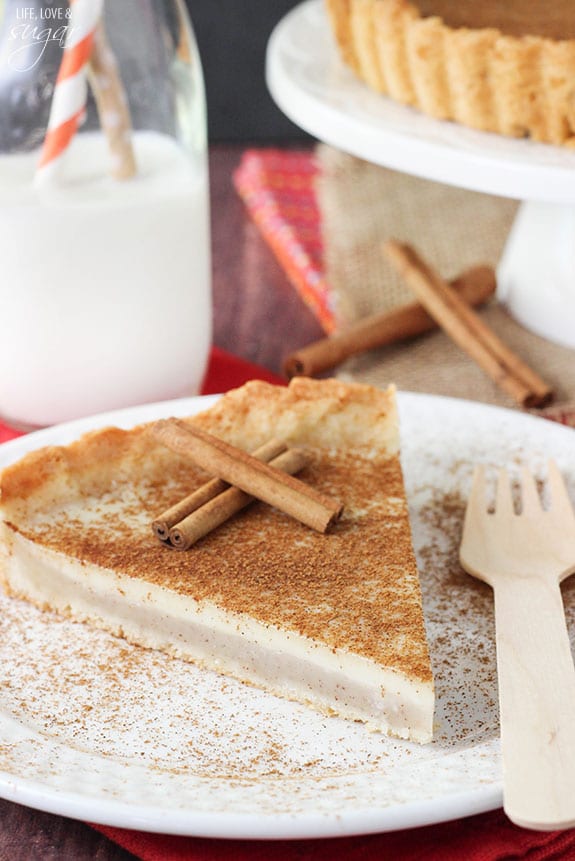 Milk Tart - a traditional South African dessert! Also called Melktert! With flavors of vanilla and cinnamon - so good!