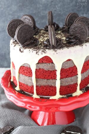 full image of Oreo Cookie Dough Red Velvet Blondie Layer Cake