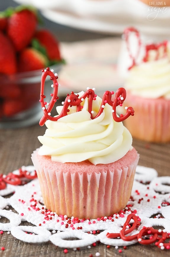 Strawberry Cupcakes with Cream Cheese Frosting - the love toppers make them the perfect treat for Valentine's Day!