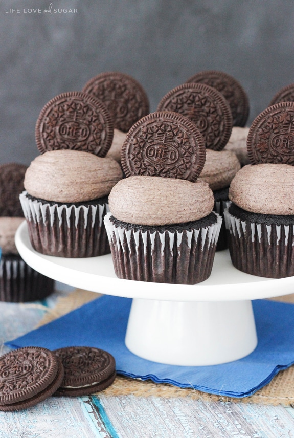image of Oreo Chocolate Cupcakes on cake stand