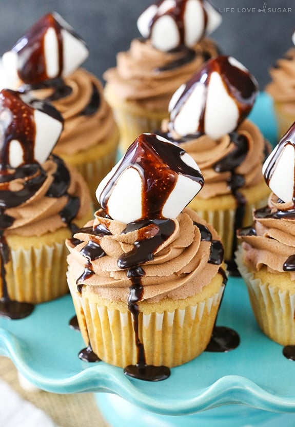 Nutella Fluffernutter Cupcakes close up