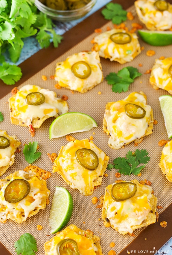 Image of Shrimp and Crab Nachos with Limes