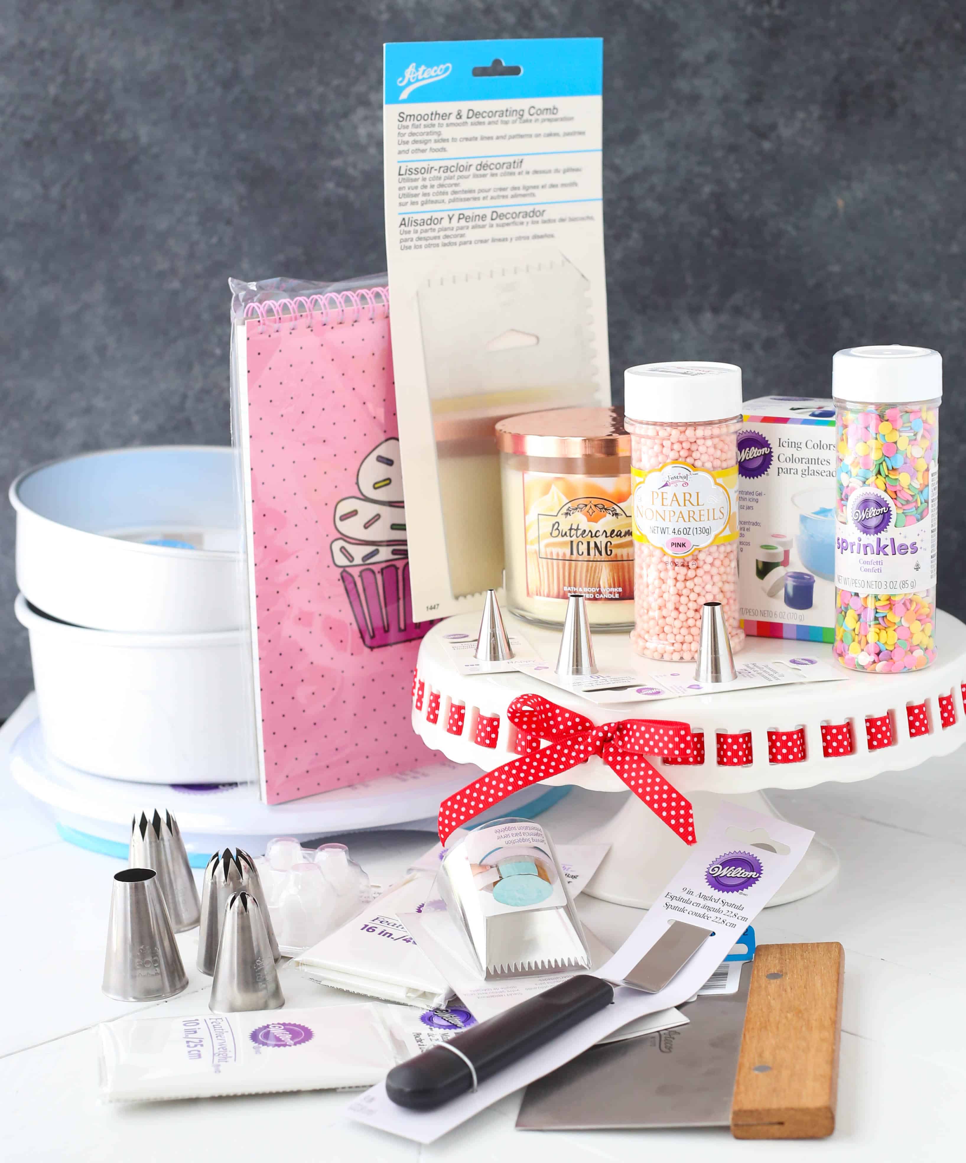 Blog giveaway items for cake decorating