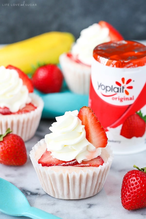 Homemade Strawberry Banana Frozen Yogurt Cupcakes