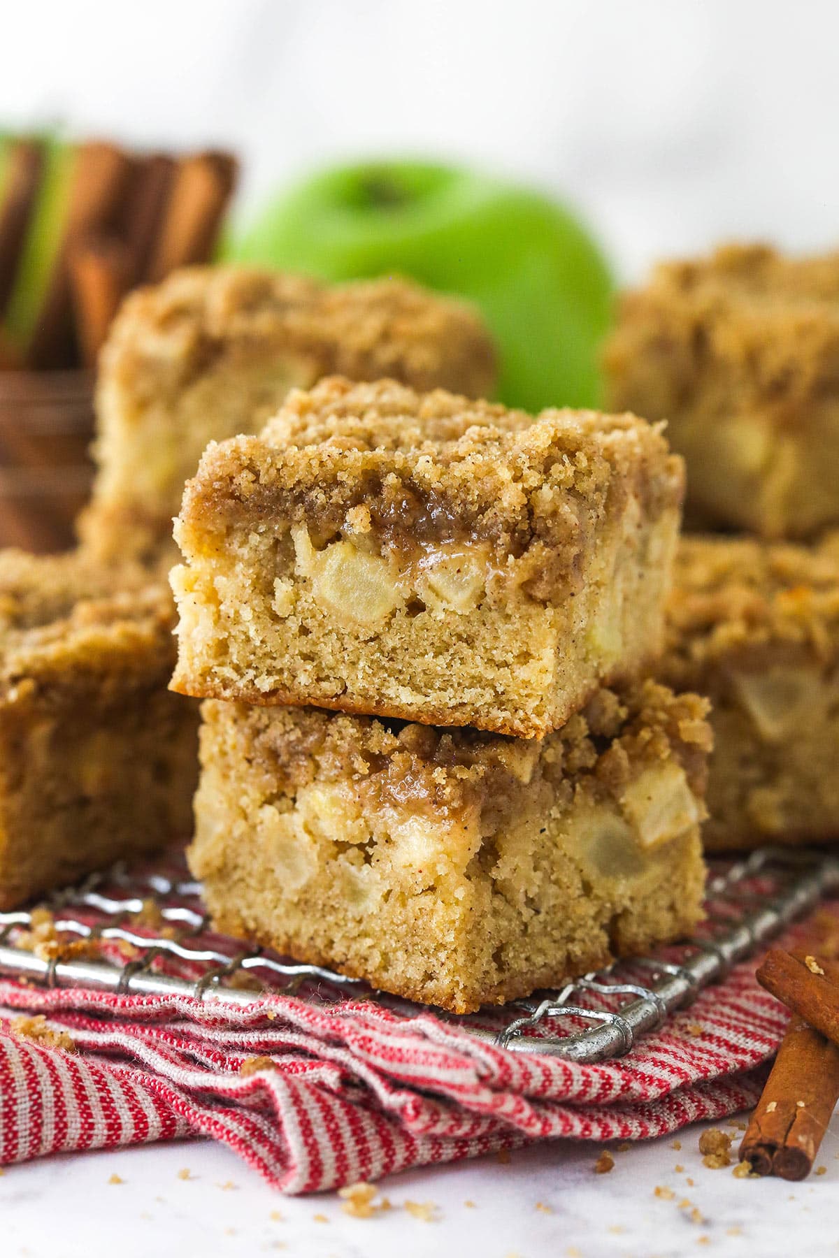 Easy Apple Streusel Bars - Perfect for Fall!