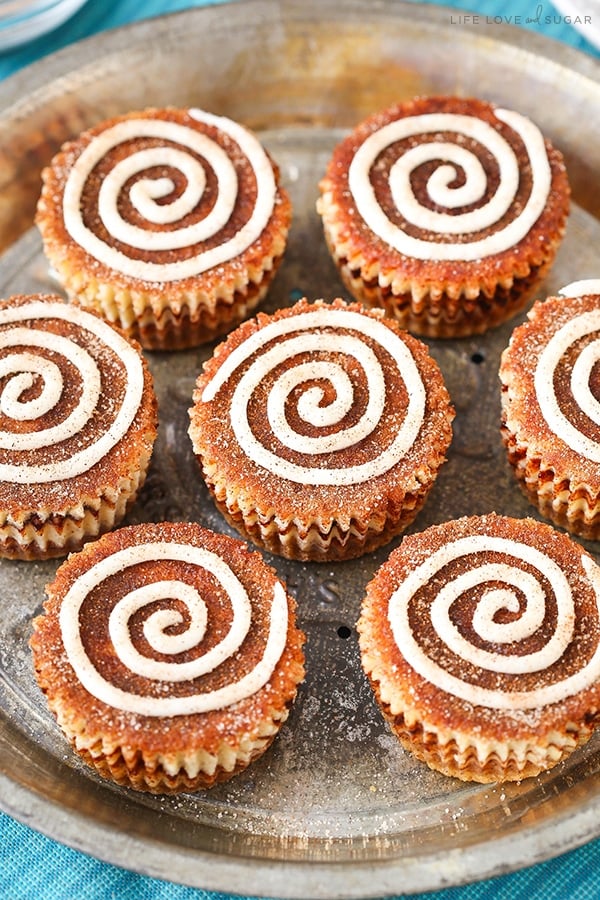 Best Homemade Mini Cinnamon Roll Cheesecakes