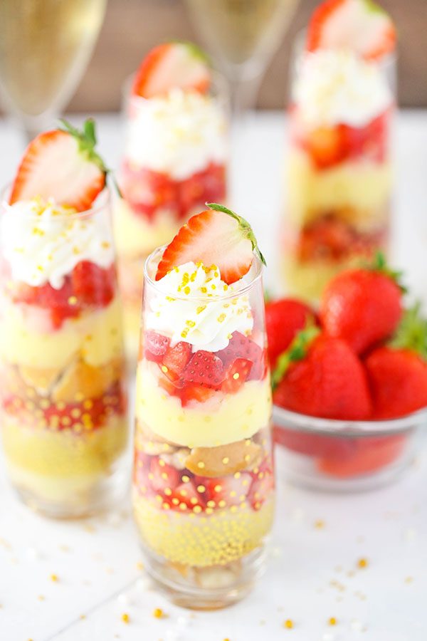 mini strawberry champagne trifles