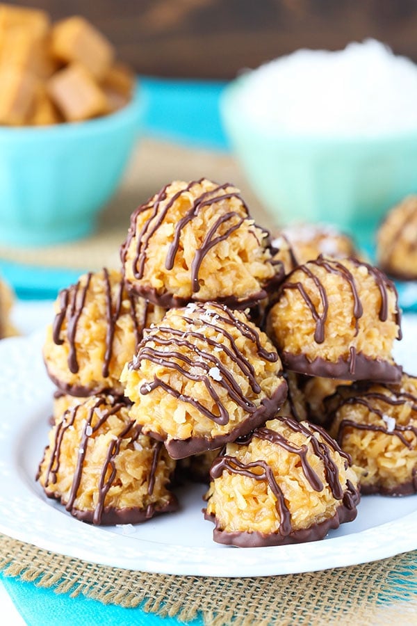 Homemade No Bake Salted Caramel Coconut Macaroons