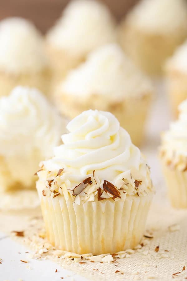 Best Almond Amaretto Cupcakes