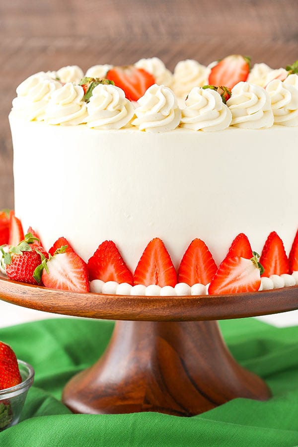 Strawberries and Cream Cheesecake Cake recipe