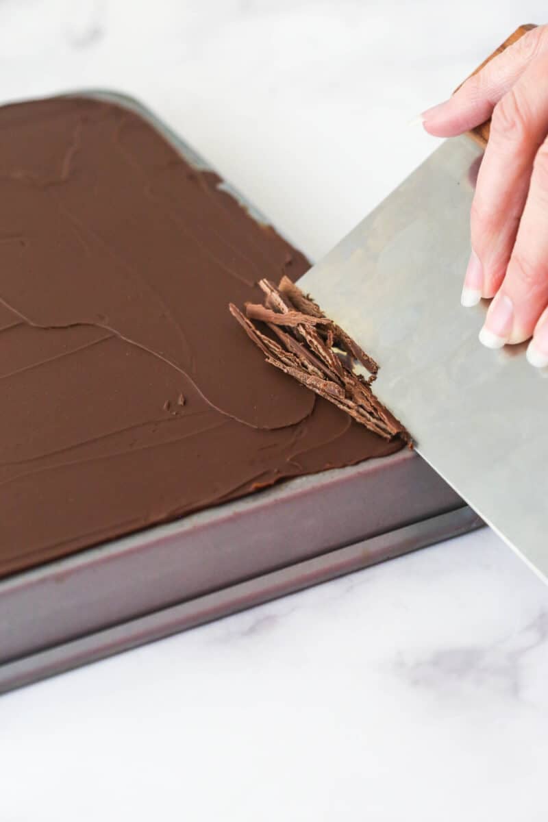 flakey chocolate showing chocolate is too cold