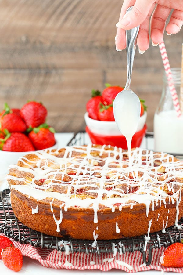 Image of a Strawberry Snack Cake