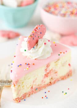 slice of Frosted Animal Cookie Cheesecake