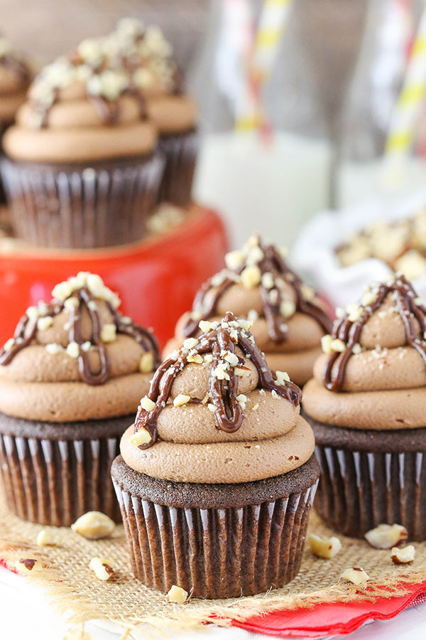 Homemade Nutella Chocolate Cupcakes