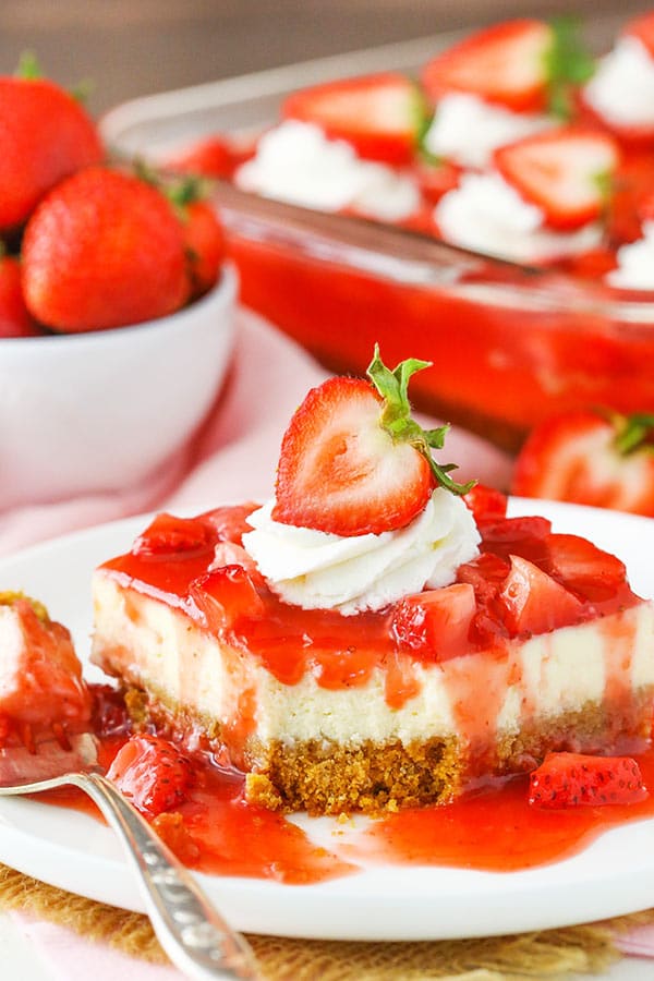 Easy Strawberry Cheesecake Recipe 