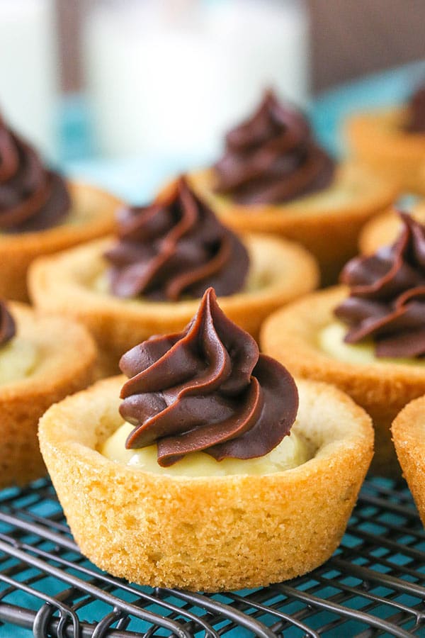 Boston Cream Pie Cookie Cups close up