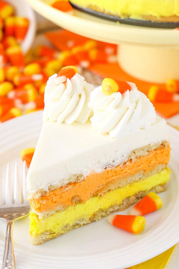 Candy Corn Icebox Cake - no bake with layers of shortbread and vanilla mousse! Great for Halloween!