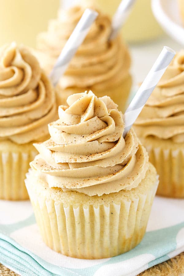 Best Eggnog Latte Cupcakes