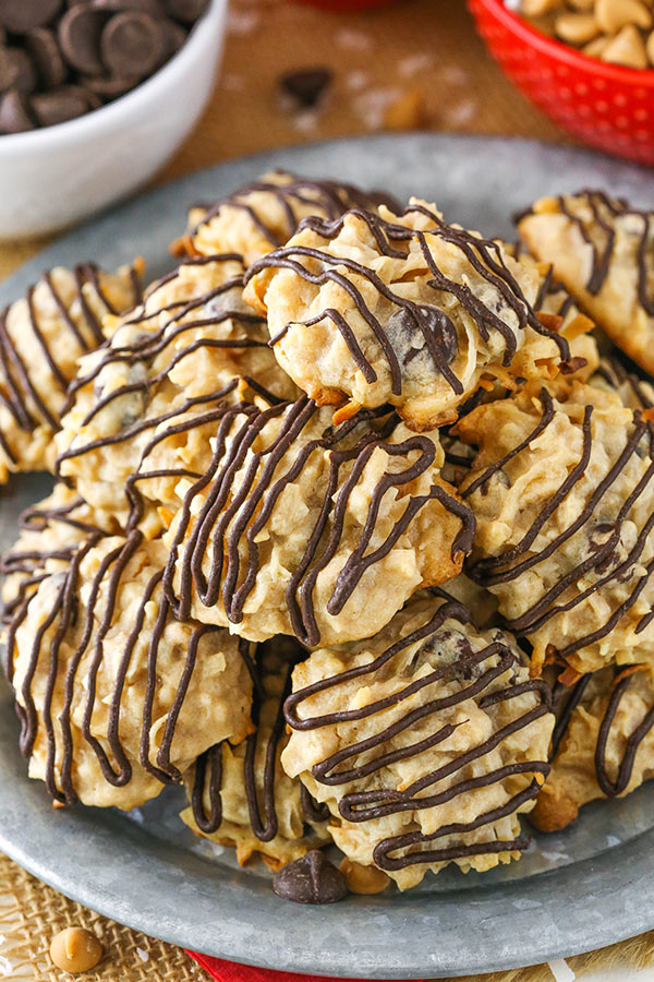 close up of cookies