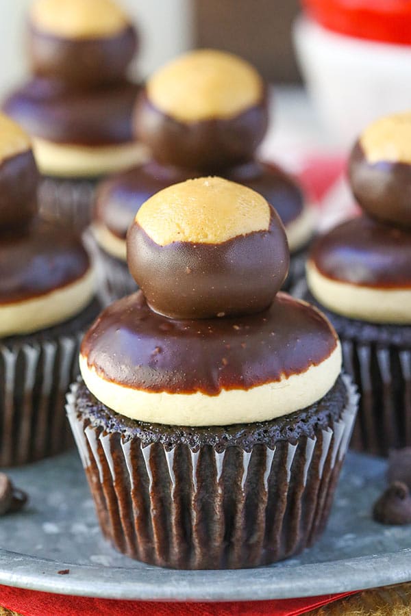 Peanut Butter Chocolate Buckeye Cupcakes