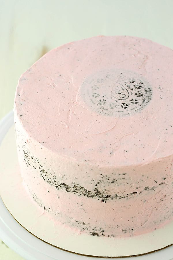 Tutorial: A beautiful OREO ice cream cake decorated for Mothers Day!