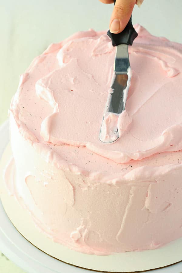 Tutorial: A beautiful OREO ice cream cake decorated for Mothers Day!